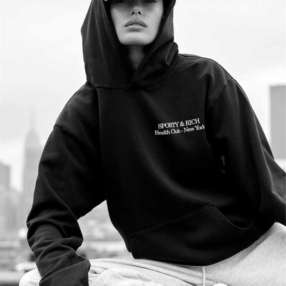 Health Club New York Letters P - đánh giá và giá Street Fashion Of New York