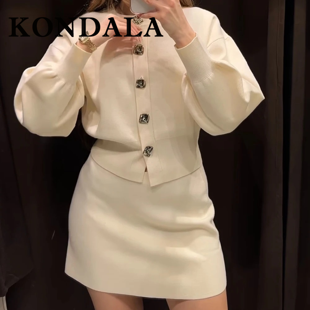 KONDALA Chic Luxurious Elegant - đánh giá và giá Fashion Street Night