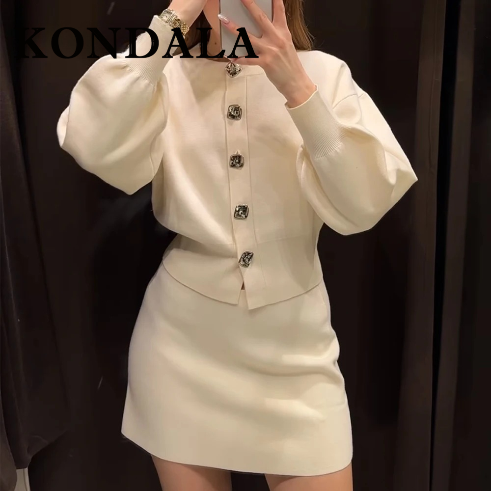 KONDALA Chic Luxurious Elegant - đánh giá và giá Fashion Street Night